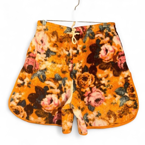 UO Out From Under Braxton Floral Fleece Shorts Size Medium - Picture 3 of 10
